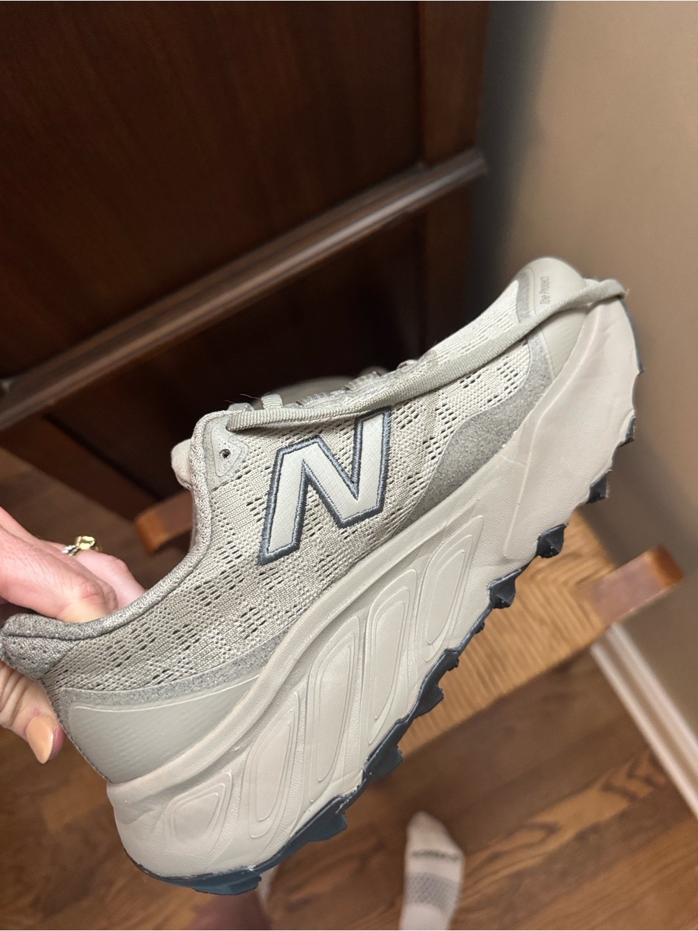 New Balance Women's Fresh Foam X Hierro V9 - Picture 2 of 7